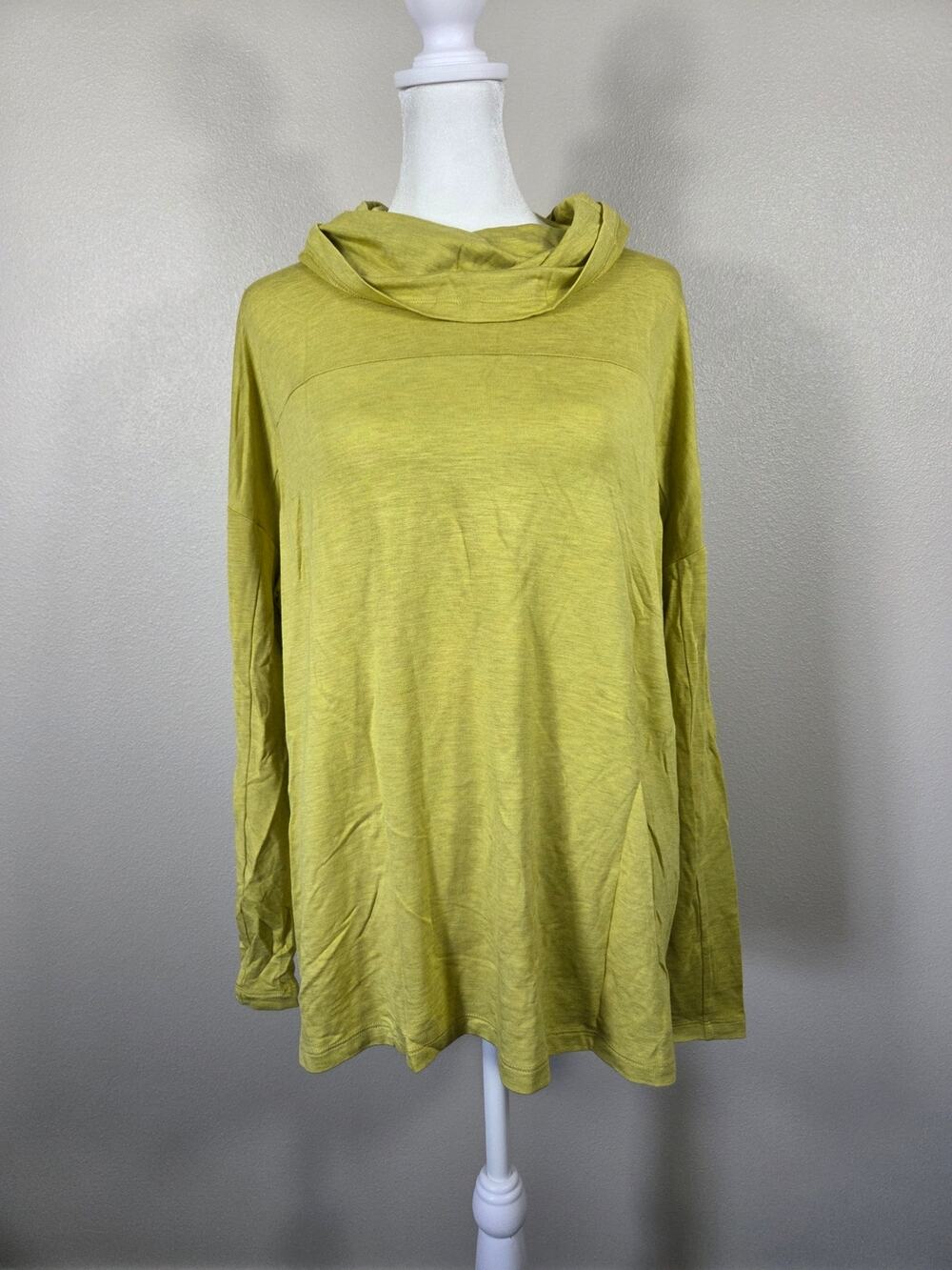 Cabi At Ease Cowl Neck Long Sleeve Shirt Size Small Bright Moss (Lime Green)